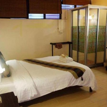 فندق Oyo 1089 Baan Boran بانكوك المظهر الخارجي الصورة