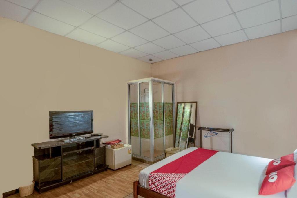 فندق Oyo 1089 Baan Boran بانكوك المظهر الخارجي الصورة