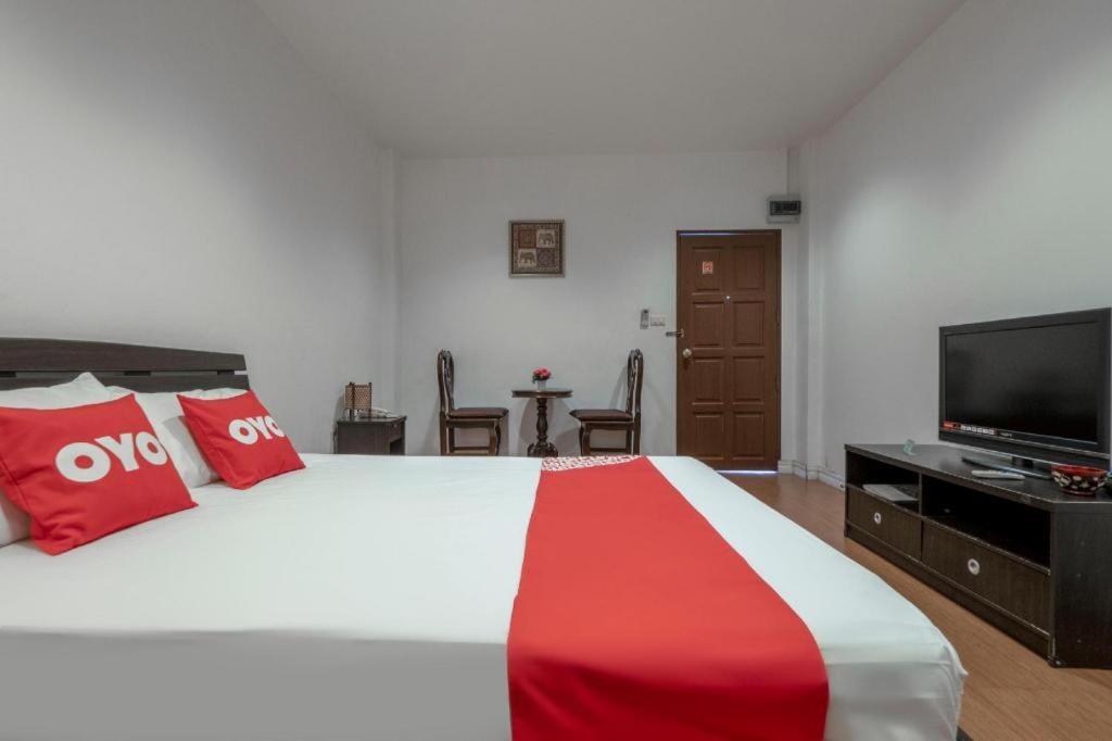 فندق Oyo 1089 Baan Boran بانكوك المظهر الخارجي الصورة