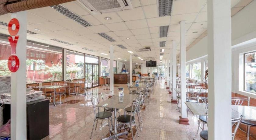 فندق Oyo 1089 Baan Boran بانكوك المظهر الخارجي الصورة