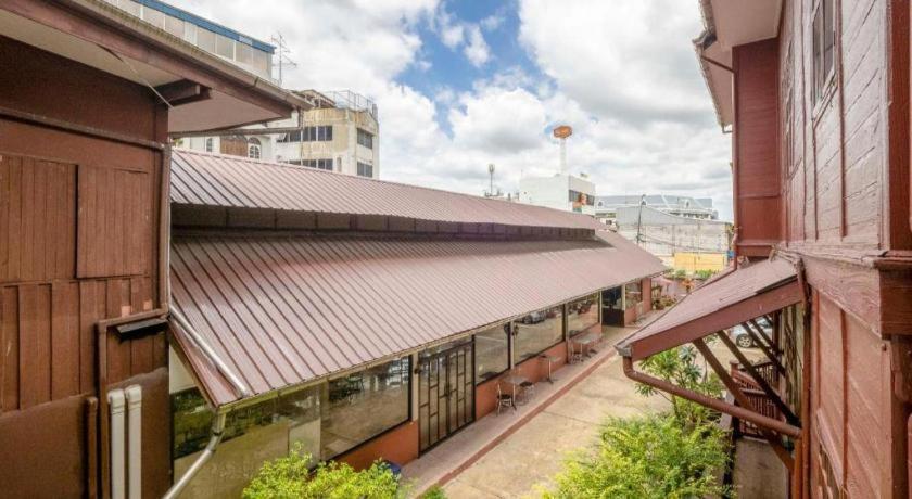 فندق Oyo 1089 Baan Boran بانكوك المظهر الخارجي الصورة