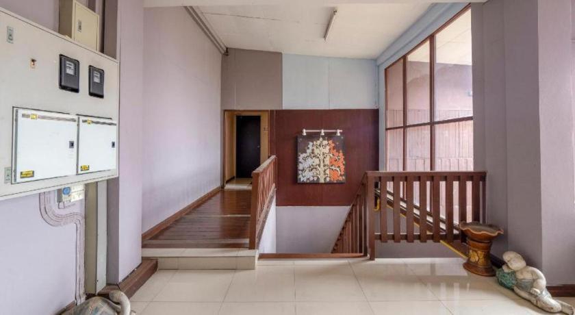 فندق Oyo 1089 Baan Boran بانكوك المظهر الخارجي الصورة