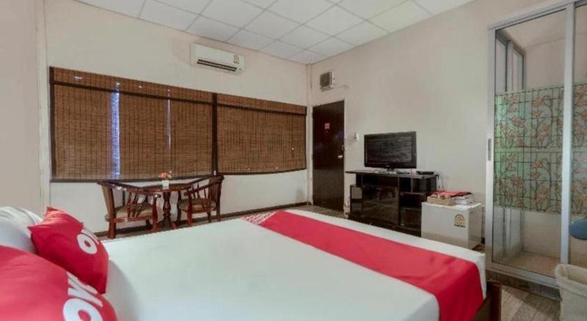 فندق Oyo 1089 Baan Boran بانكوك المظهر الخارجي الصورة